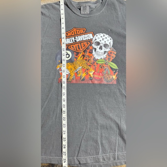 Comfort Colors Graphic Tee with Skull and Tiger - Picture 6 of 6